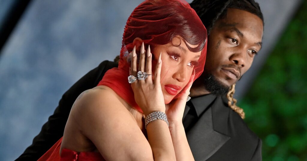 Cardi-B-38-2363x1575.jpg