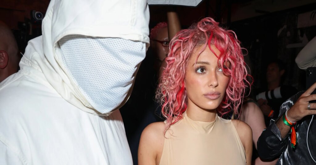 Kanye-West-and-Bianca-Censori-2356x1575.jpg