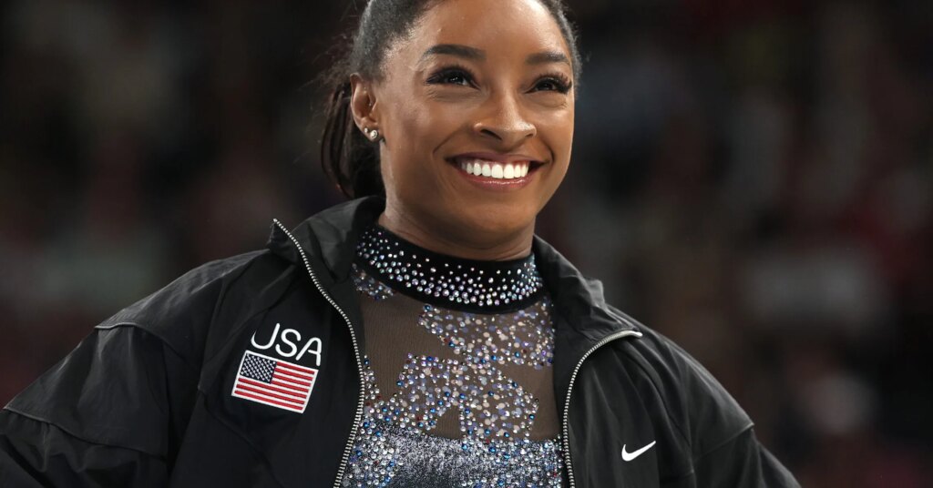 Simone-Biles-2422x1575.jpg