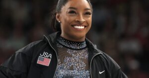 Simone-Biles-2422x1575.jpg