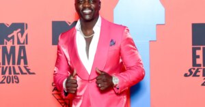 akon-locked-up-2366x1575.jpg