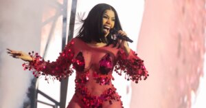 cardi-b-album-update-2535x1575.jpg