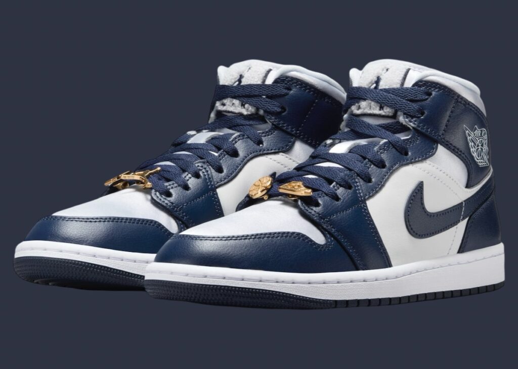 Air-Jordan-1-Mid-Football-Grey-Midnight-Navy-FZ8777-044.jpg