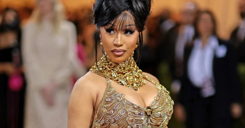 Cardi-B-2362x1575.jpg