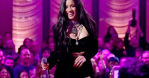 Cardi-B-Wheelchair-Amusement-Park-Wave-Birthday-Rumors-Hip-Hop-News-2370x1575.jpg