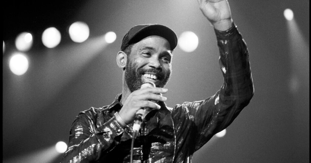 Frankie-Beverly-2-2367x1575.jpg