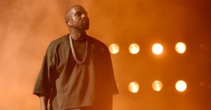Kanye-West-Japan-Wrestling-La-Dinastia-Wagner-Hip-Hop-News-e1727732489564-2363x1575.jpg
