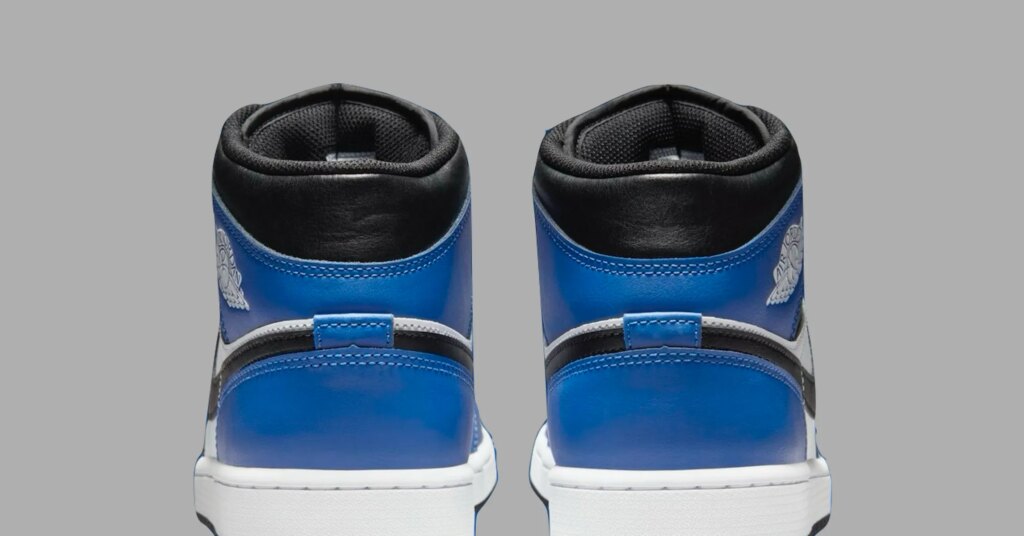SneakerHeader.001-15.jpeg