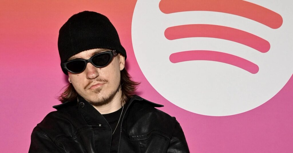 Tommy-Richman-New-Song-RB-Season-Playlist-Stream-Music-News-scaled-e1727037474642-2364x1575.jpg