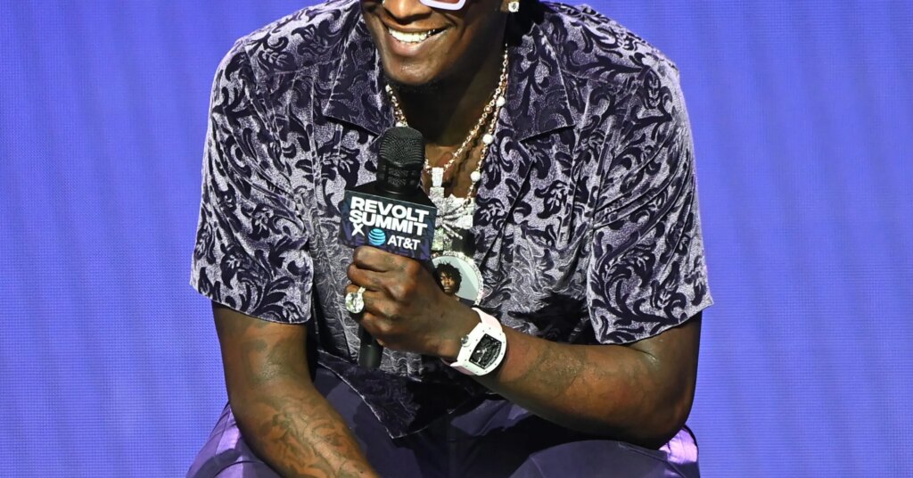Young-Thug-4-1910x1575.jpg