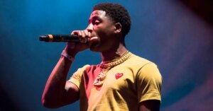 YoungBoy-Fans-Stop-Sign-Baton-Rouge-Viral-Video-Hip-Hop-News-2362x1575.jpg