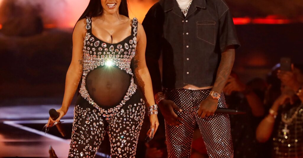 cardi-b-offset-pregnancy-2134x1575.jpg