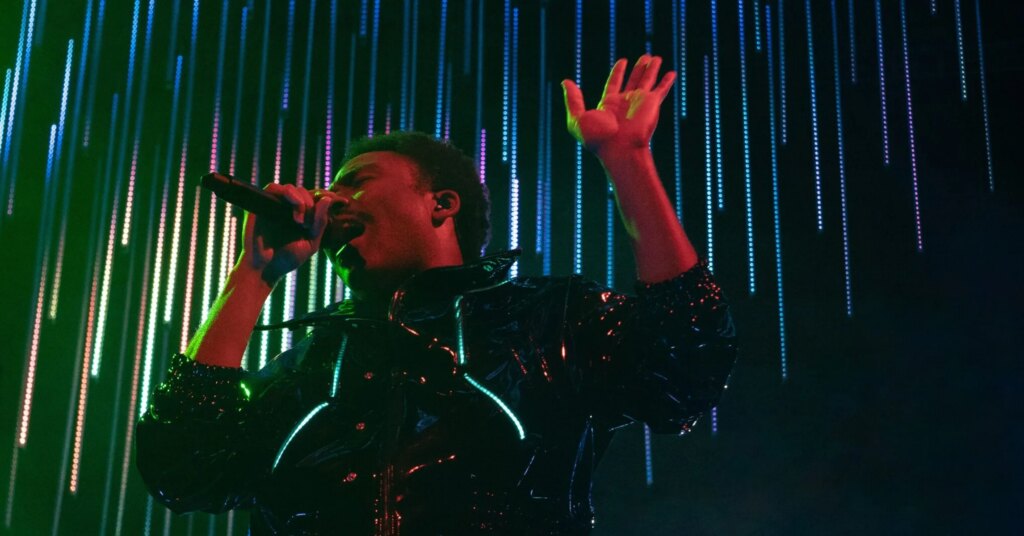 childish_gambino_new_world_tour_1-min-2038x1575.jpg