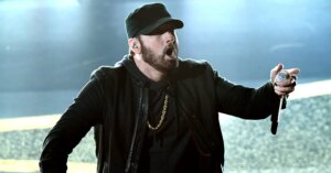 eminem-vmas-2047x1575.jpg
