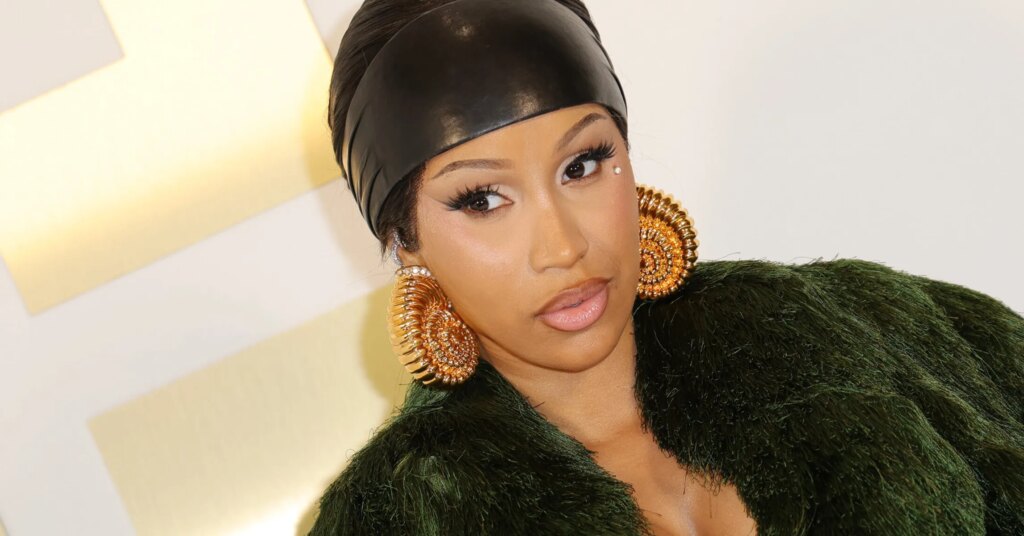 Cardi-B-26-2188x1575.jpg