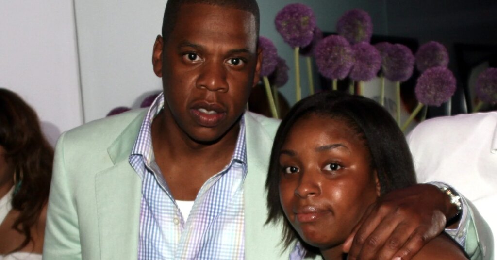 Jaguar-Wright-Jay-Z-Star-Report-Rant-Fight-Fiancee-Hip-Hop-News-scaled-e1727966908240-2363x1575.jpg