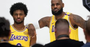 LeBron-James-And-Bronny-James-2362x1575.jpg