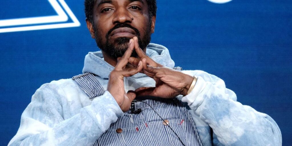 andre-3000-sitting-down.jpg