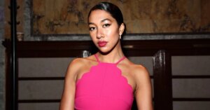 aoki-lee-simmons-modeling-2363x1575.jpg
