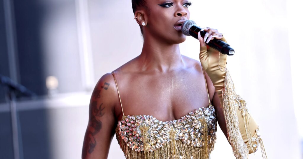 ari-lennox-2202x1575.jpg