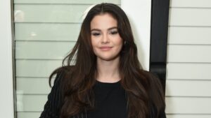 1-selena-gomez-1.jpg
