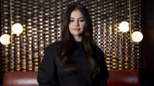 1-selena-gomez.jpg
