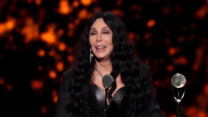 Cher-2024-Rock-Roll-Hall-Of-Fame-710x400-1.jpg