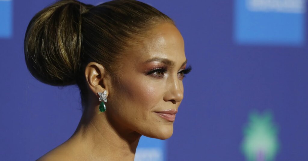 Jennifer-Lopez-3-2109x1575.jpg