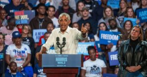 Obama-Big-Three-Kendrick-Lamar-J-Cole-Drake-Jay-Z-Hip-Hop-News-2363x1575.jpg