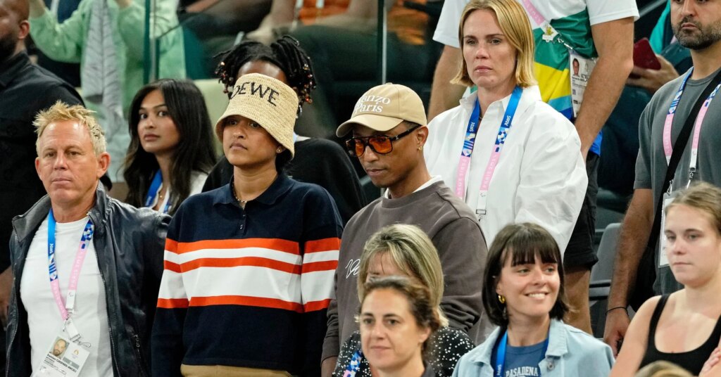 Pharrell-Protestors-Animal-Rights-Response-Hip-Hop-News-2361x1575.jpg