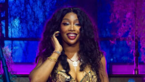 SZA-Glastonbury-Festival-2024-710x400-1.jpg