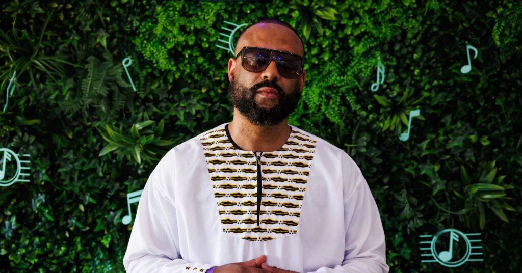 madlib-sues-egon-2361x1575.jpg
