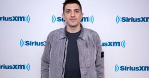 Andrew-Schulz-5-2363x1575.jpg