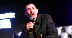 Andrew-Schulz-7-2250x1575.jpg