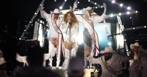 Beyonce-Halftime-Christmas-Game-NFL-Teaser-Album-Tour-Rumors-Music-News-2361x1575.jpg