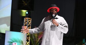 Corey-Holcomb-Punched-Female-Comedian-Fight-Gossip-News-2363x1575.jpg