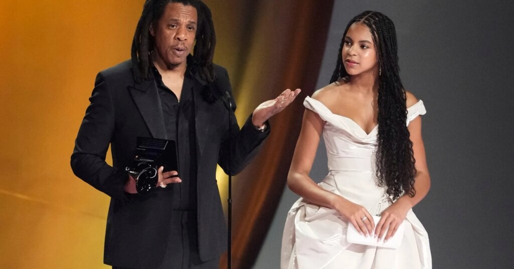 DL-Hughley-Jay-Z-Allegations-Response-Diddy-Case-Hip-Hop-News-2361x1575.jpg