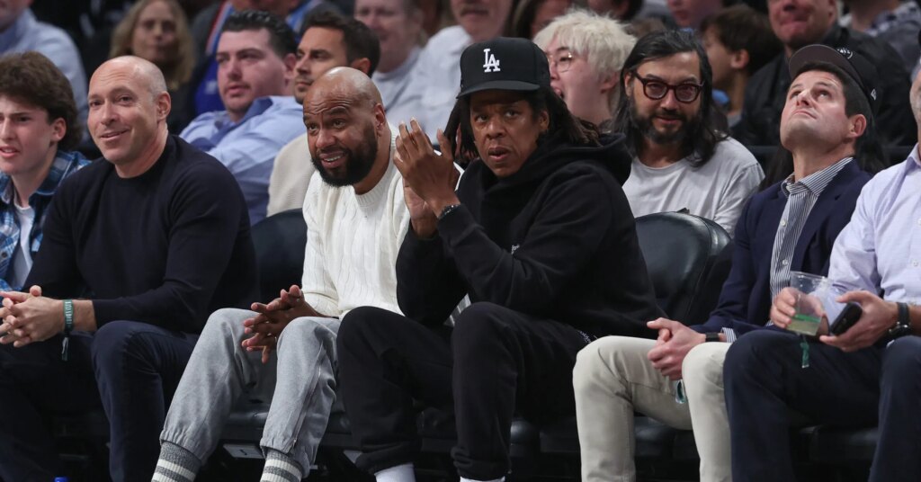 Dame-Dash-Jay-Z-Allegations-White-Media-Backlash-Warning-Hip-Hop-News-2363x1575.jpg