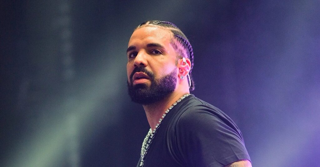 Drake-12-2283x1575.jpg