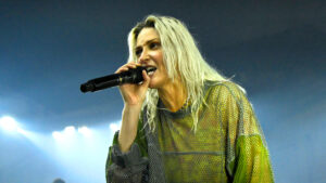 Emily-Armstrong-Linkin-Park-From-Zero-Globl-Stream-2024-710x400-1.jpg