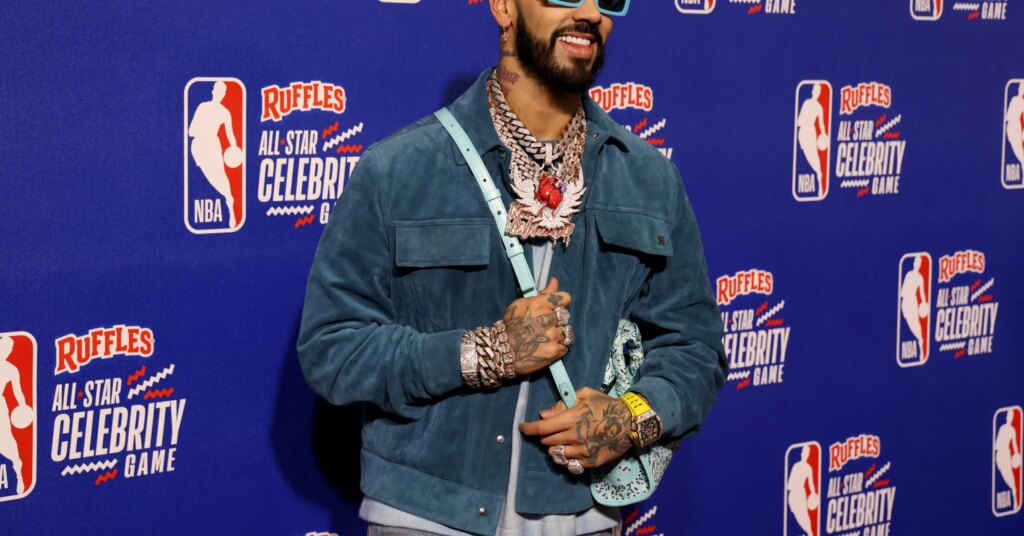 Farruko-Anuel-AA-Diss-San-Miguel-Tiraera-New-Song-Hip-Hop-News-2363x1575.jpg