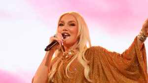 Gwen-Stefani-The-Voice-Live-Semi-Finals-2024-710x400-1.jpg