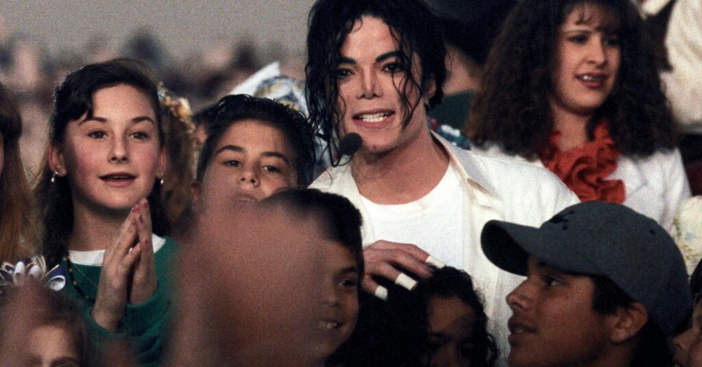 Katt-Williams-Michael-Jackson-Jokes-Regret-Janet-Jackson-Music-News-scaled-e1735499361148-2362x1575.jpg