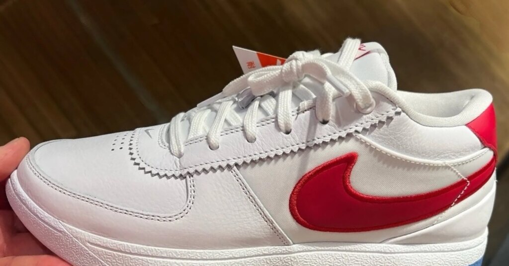 Nike-Book-1-Forrest-Gump-PE-FJ4249-105.jpg