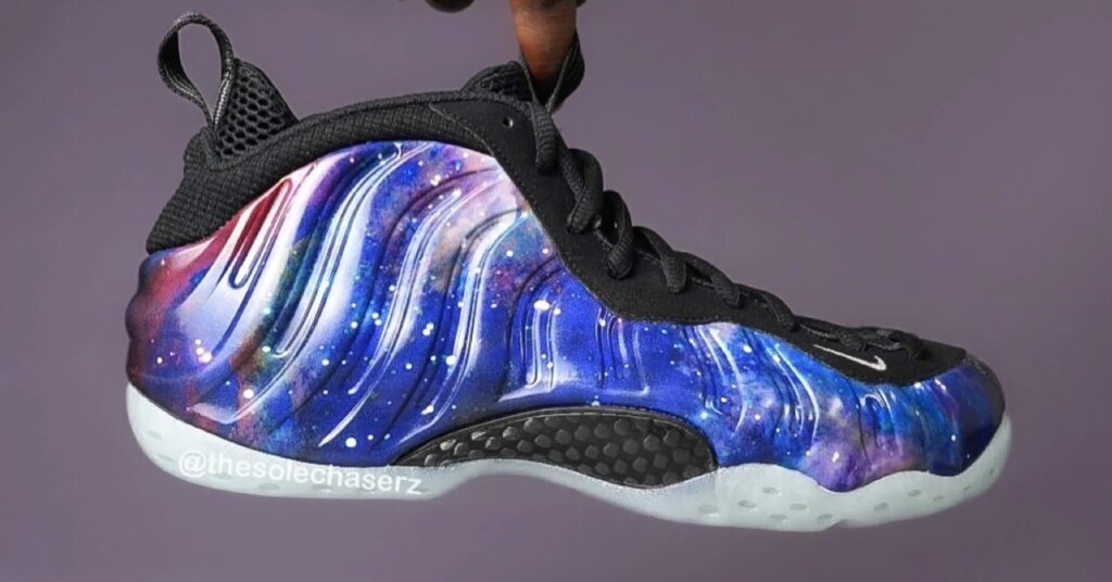 Nike-Foamposite-One-Galaxy-2025-FQ4303-400-1.jpg
