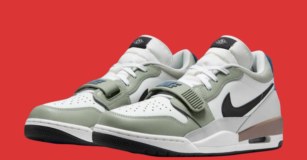 SneakerHeader.001-60.jpeg