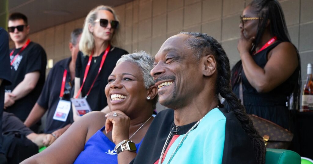 Snoop-Dogg-Lakers-Management-Called-Out-Season-Hip-Hop-News-1755x1575.jpg