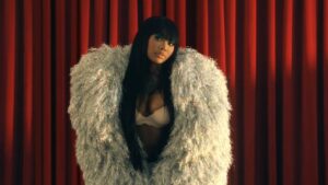Summer-Walker-Heart-Of-A-Woman-Video.jpg
