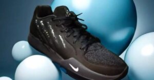 Swarovski-Nike-Ja-2-Black-HV9999-001.jpg