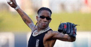 Travis-Scott-Rolling-Loud-Owen-Wilson-Onstage-Movie-Hip-Hop-News-scaled-e1734288488909-2361x1575.jpg